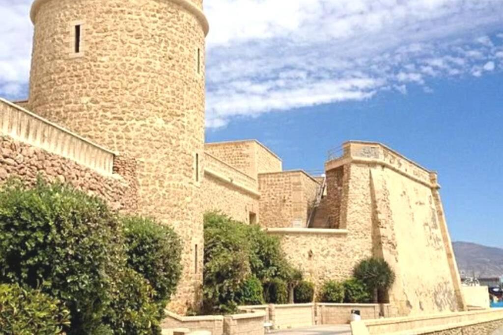 A 600 M De La Playa Y El Castillo Santa Ana Roquetas de Mar Eksteriør bilde